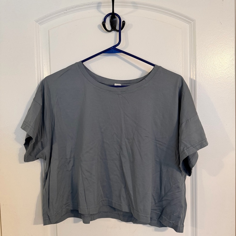 lululemon athletica Gray Crop Top